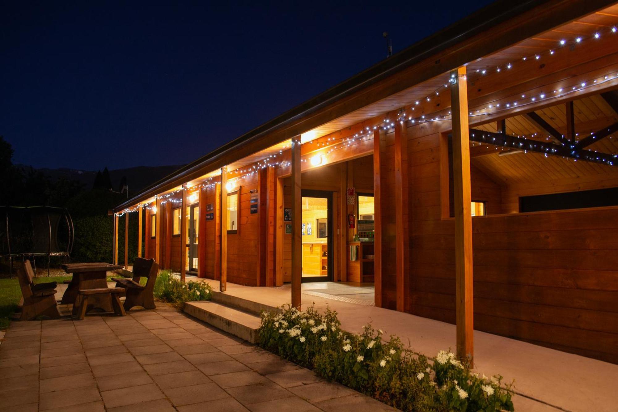 Kingston Top 10 Holiday Park Экстерьер фото